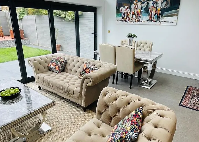 Grass Court Terrace - Walking Distance From Wimbledon Championships