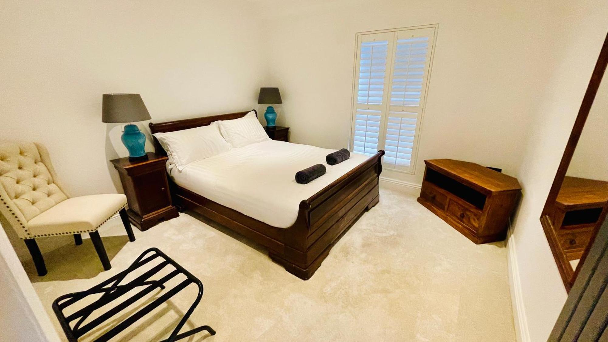 Grass Court Terrace - Walking Distance From Wimbledon Championships Apartment