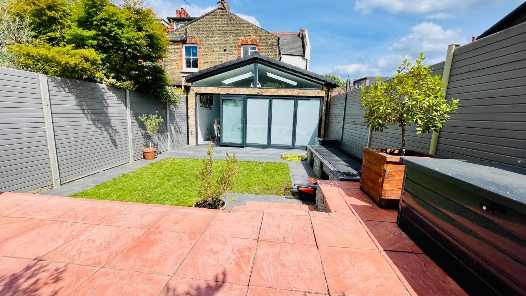 Grass Court Terrace - Walking Distance From Wimbledon Championships Apartment *